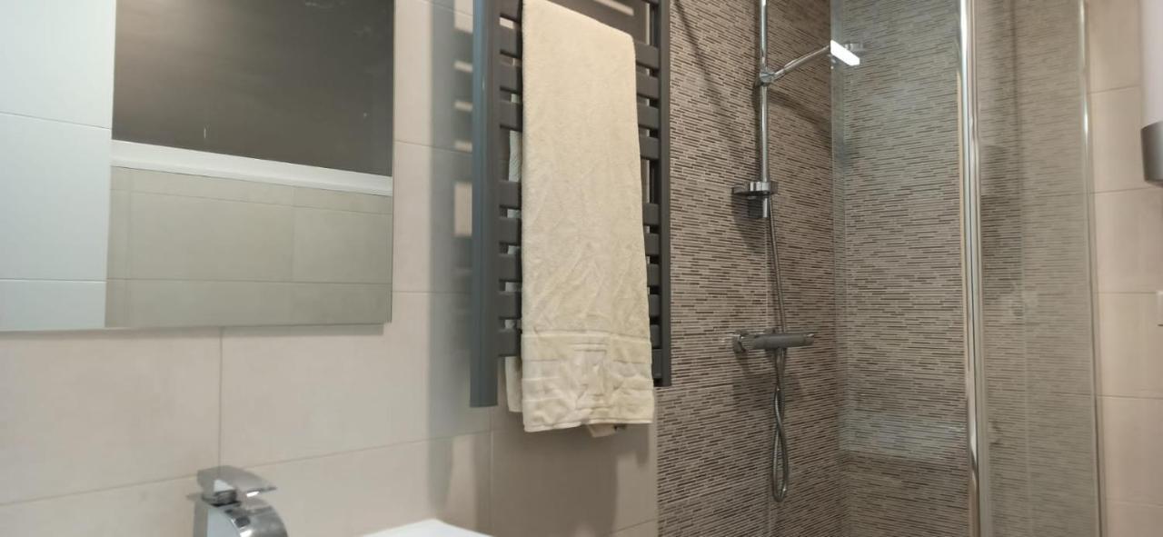 Apartamento Mar Deluxe Суансес Екстериор снимка
